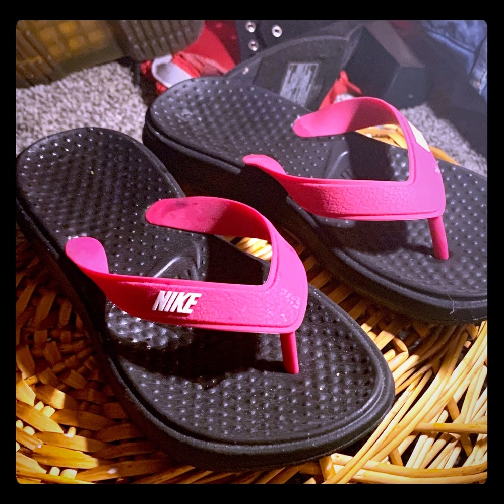 Nike Flip Flops